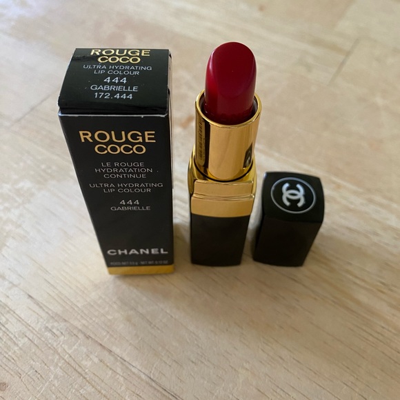 Chanel Rouge Coco Ultra Hydrating Lip Colour 444 Gabrielle. NWT